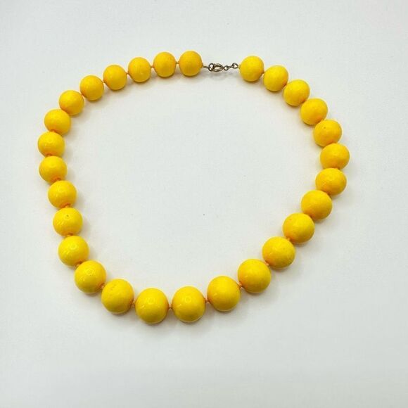 Yellow beaded necklace - Picture 3 of 6